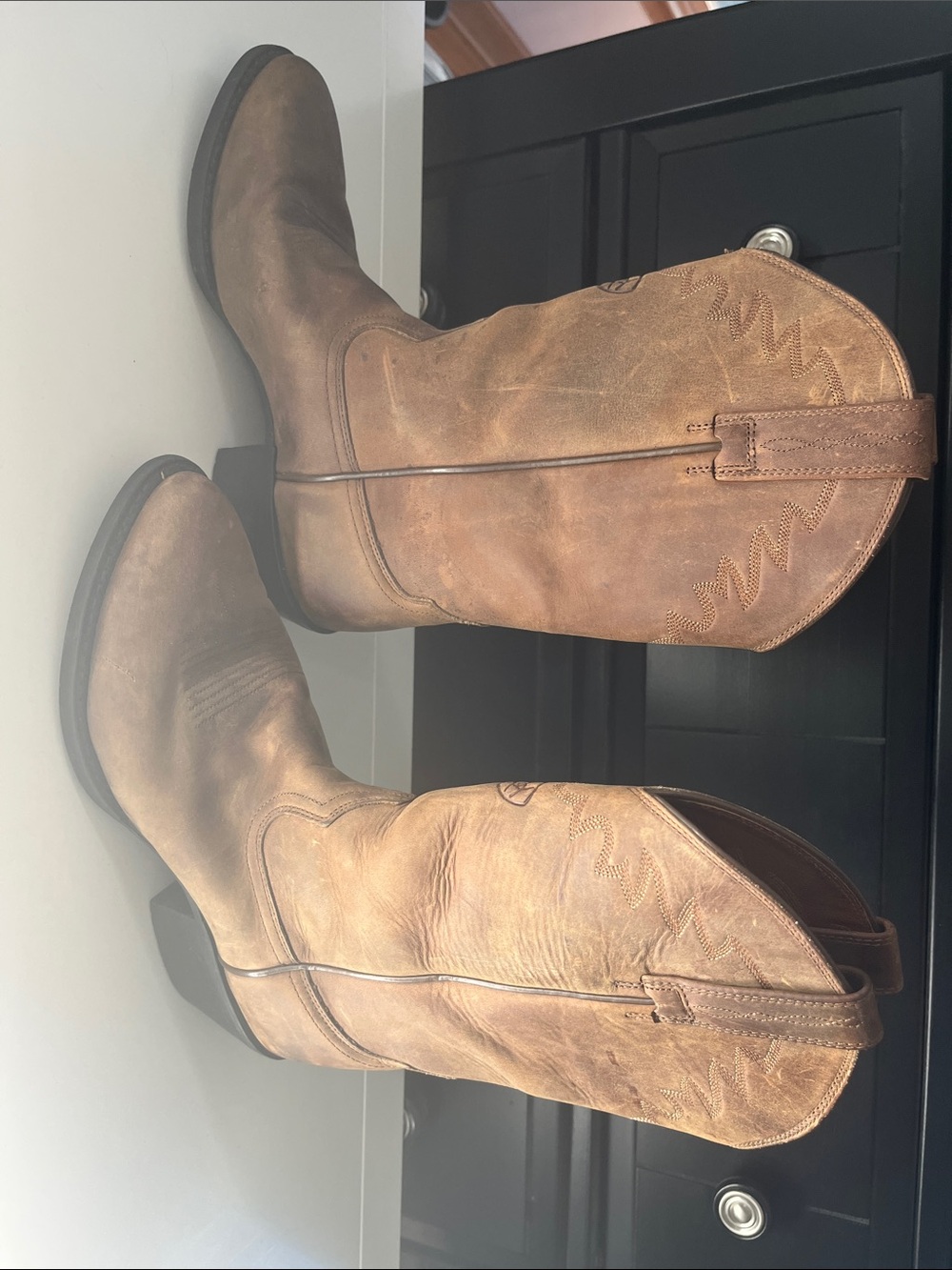 Ariat Men's Distressed Tan Leather Western Boots
